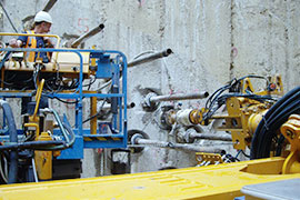 Podniky důlního průmyslu a zemních prací využívají robustní hadicové ventily
