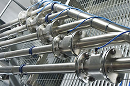 Hadicový ventil série VMC jako regulační armatura při filtraci piva